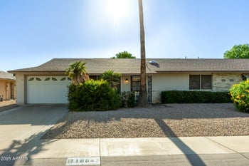 18842 Lakeforest Dr, Sun City, AZ 85373