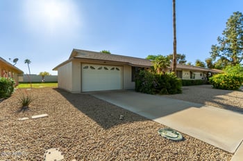 18842 Lakeforest Dr, Sun City, AZ 85373