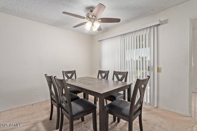 18842 Lakeforest Dr, Sun City, AZ 85373