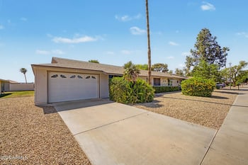 18842 Lakeforest Dr, Sun City, AZ 85373