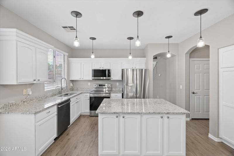18859 Pelican Dr, Queen Creek, AZ 85142