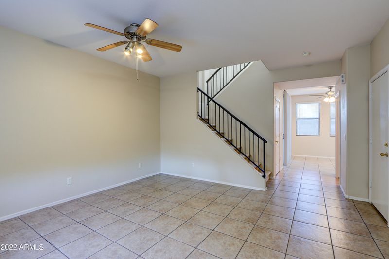 1886 E Don Carlos Ave #109, Tempe, AZ 85281