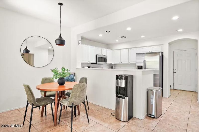 1886 E Don Carlos Ave #111, Tempe, AZ 85281