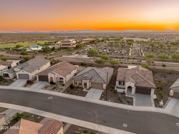 18860 262nd Ln, Buckeye, AZ 85396