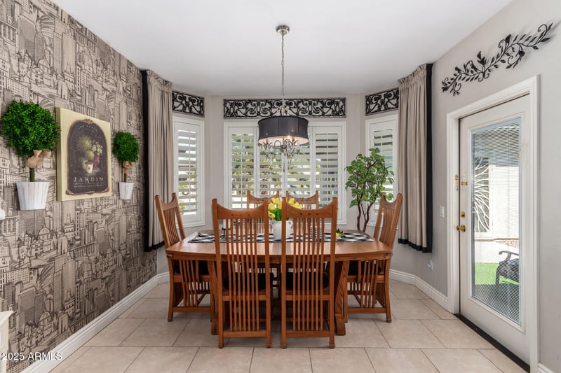 18867 Cactus Flower Way, Surprise, AZ 85387