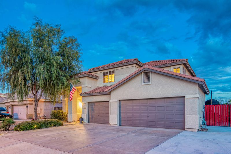 1887 S Buchanan St, Gilbert, AZ 85233