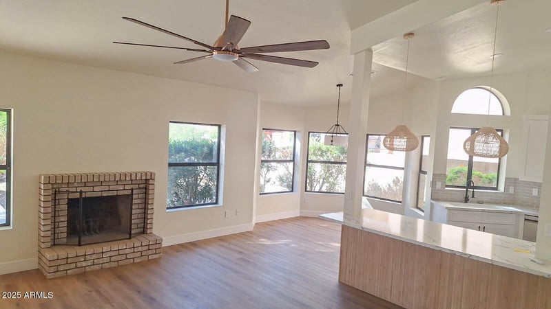 18874 69th Ave, Glendale, AZ 85308