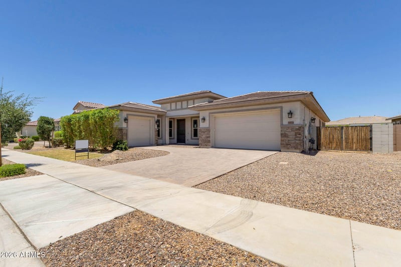 18874 Walnut Dr, Queen Creek, AZ 85142