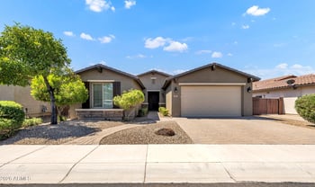 189 Hackberry Ave, San Tan Valley, AZ 85140