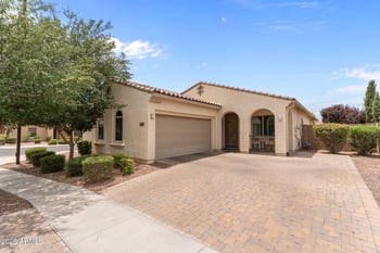 1890 Racine Ln, Gilbert, AZ 85295