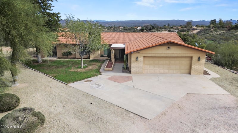 1890 W Roderick Ln, Wickenburg, AZ 85390