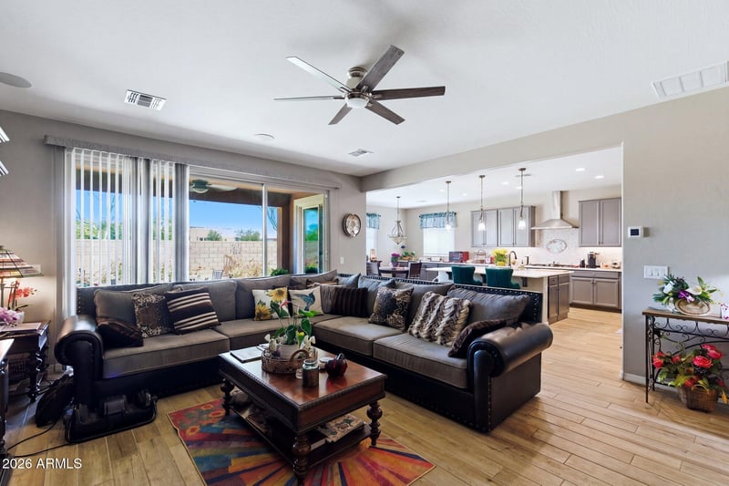 18904 Mercer Ln, Surprise, AZ 85388