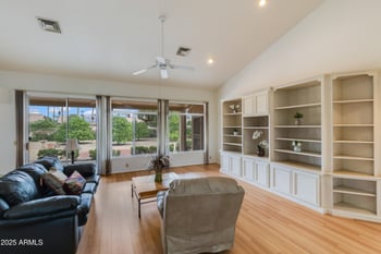 18913 88th Dr, Peoria, AZ 85382