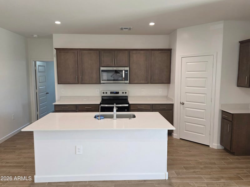 18913 E Luzon Dr, Gold Canyon, AZ 85118