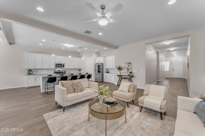 18916 Laurel Ln, Surprise, AZ 85388