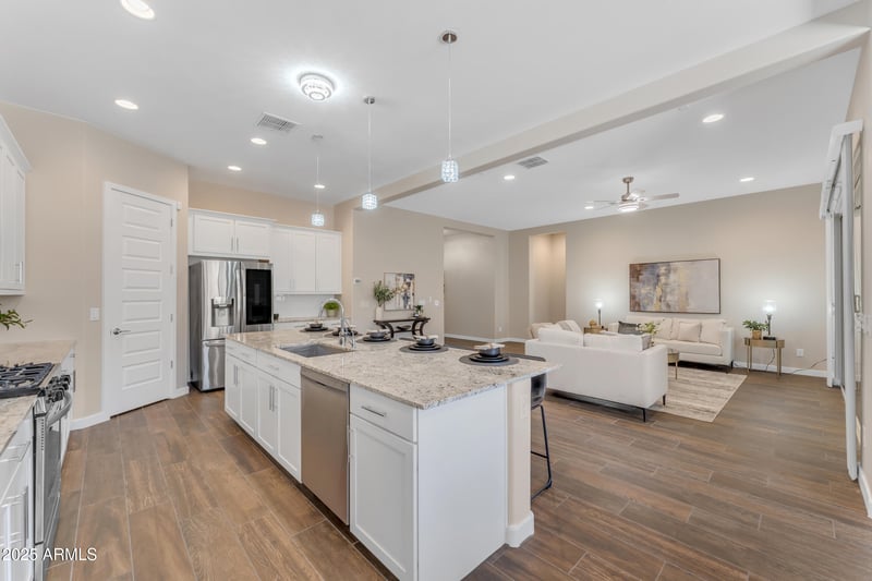 18916 Laurel Ln, Surprise, AZ 85388