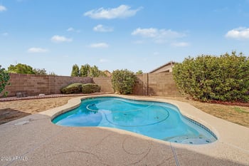 1892 E Erie St, Chandler, AZ 85225