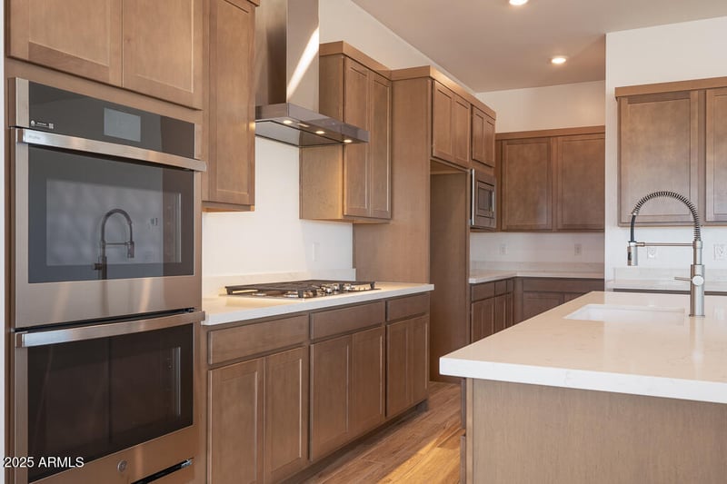 1892 Empeltre Rd, San Tan Valley, AZ 85140