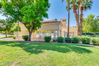 1892 Wildhorse Dr, Chandler, AZ 85286