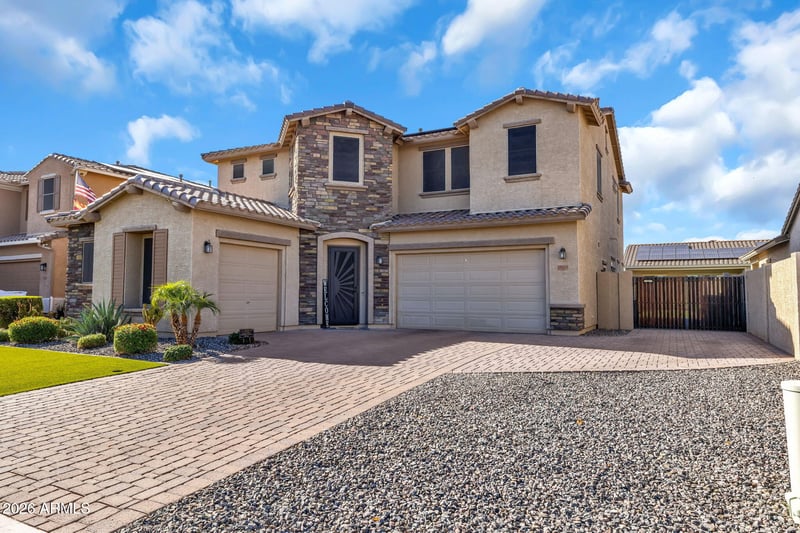 18924 Medlock Dr, Litchfield Park, AZ 85340