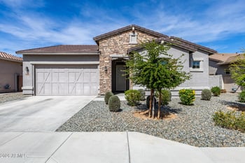 18926 Solano Dr, Litchfield Park, AZ 85340