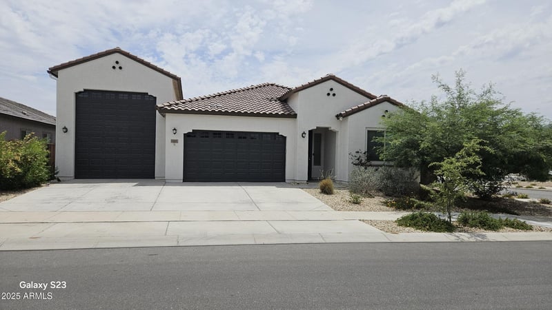 18935 Sierra St, Surprise, AZ 85388