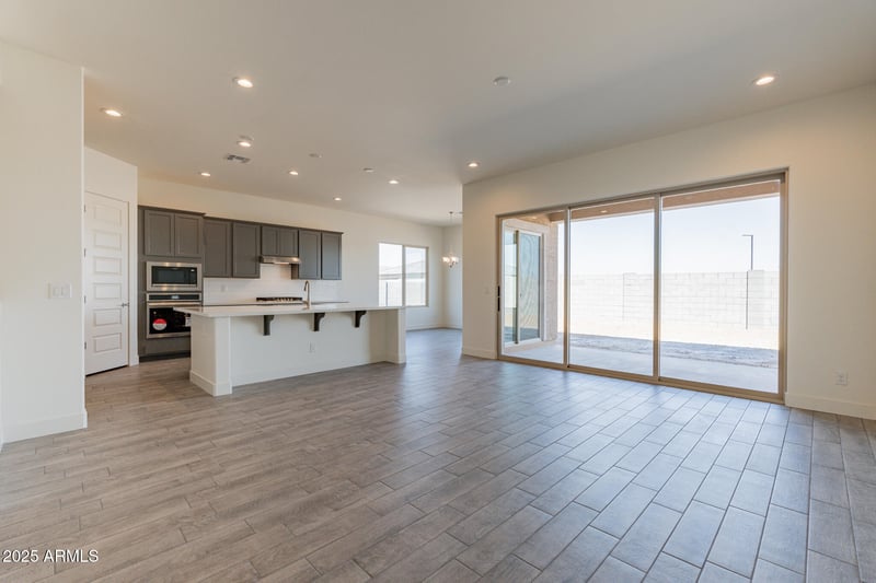 18938 Ocotillo Rd, Waddell, AZ 85355