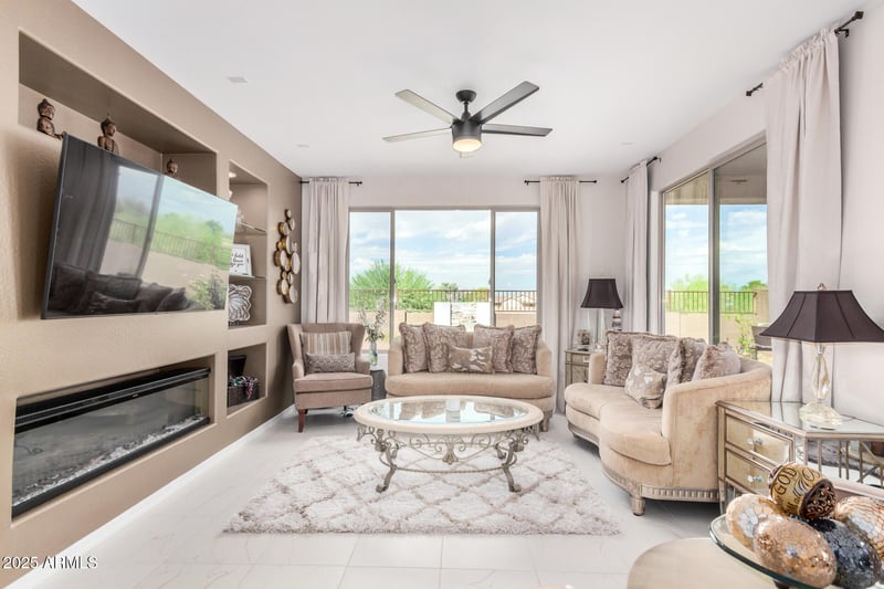 1894 Summer Ln, San Tan Valley, AZ 85144