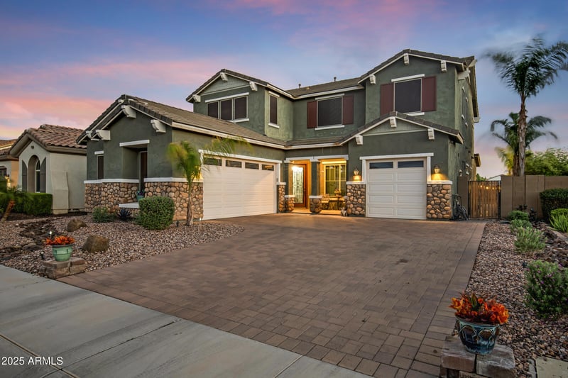 1895 Crescent Way, Chandler, AZ 85249