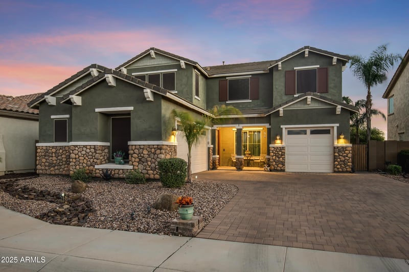 1895 Crescent Way, Chandler, AZ 85249