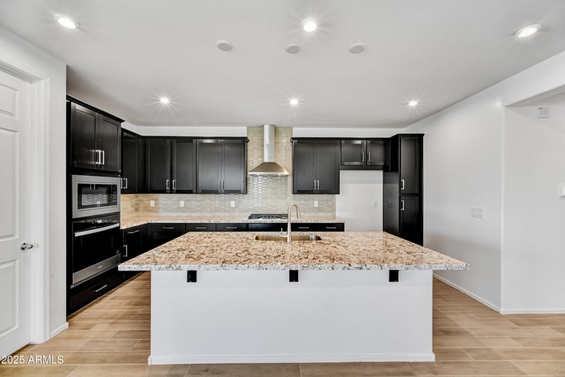 18950 Stella Ave, Waddell, AZ 85355