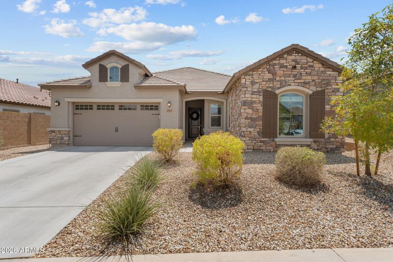 18951 W Shaw Butte Dr, Surprise, AZ 85388