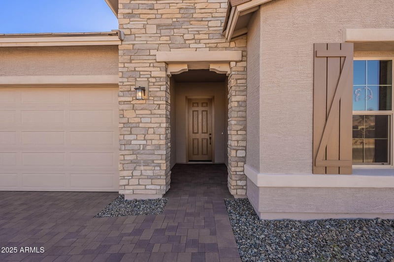 18955 Ocotillo Rd, Waddell, AZ 85355