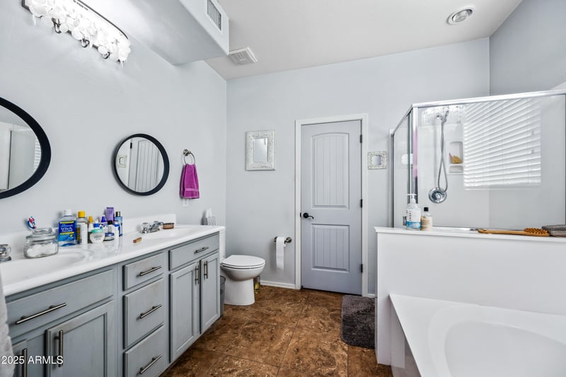 1896 Half Moon Cir, San Tan Valley, AZ 85144