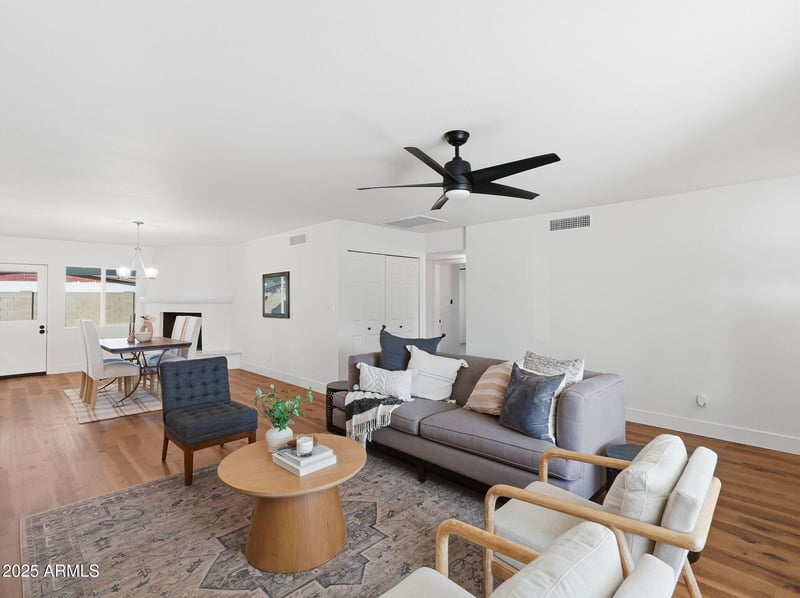 1896 Minton Dr, Tempe, AZ 85282