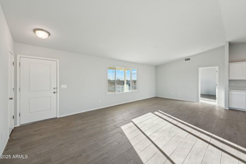 18963 W Crescent Way, Buckeye, AZ 85326