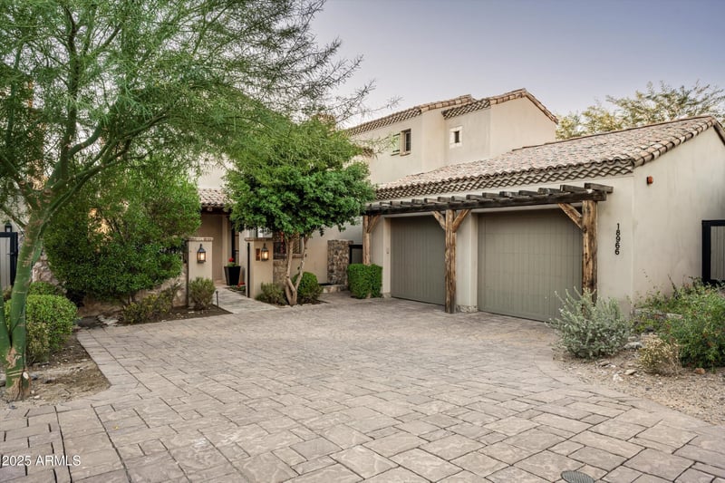 18966 Silverleaf Dr, Scottsdale, AZ 85255