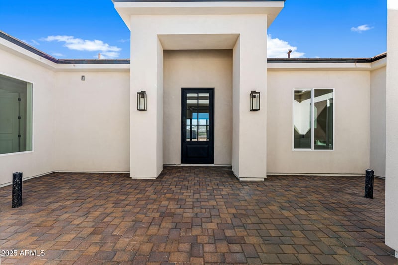 1897 Long Rifle Rd, Phoenix, AZ 85086