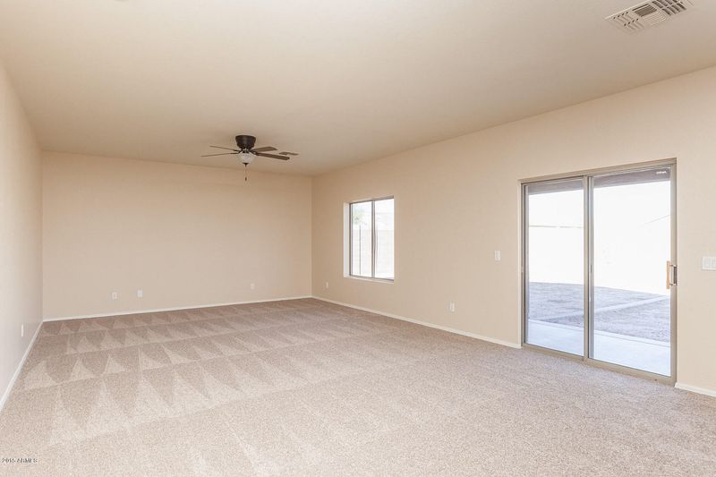 1899 S 219th Dr, Buckeye, AZ 85326
