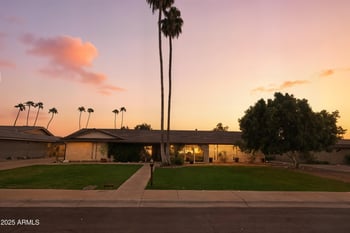 19 Canterbury Ct, Phoenix, AZ 85022