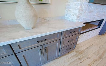 19 Desert Hills Dr, Phoenix, AZ 85086