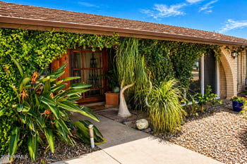 19 Canterbury Ct, Phoenix, AZ 85022
