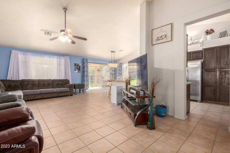 19 E Mclellan Rd, Mesa, AZ 85201