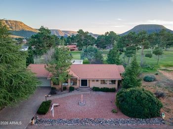 190 Fairway Oaks Ln, Sedona, AZ 86351