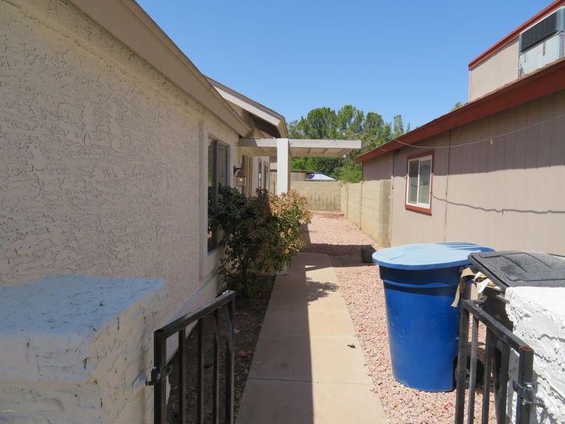 190 S Los Feliz Dr, Chandler, AZ 85226