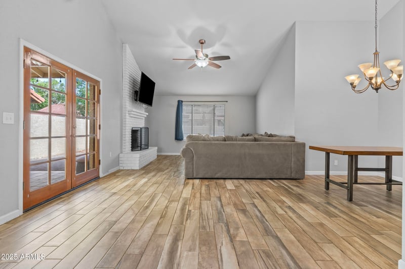 190 Tremaine Ave, Gilbert, AZ 85234