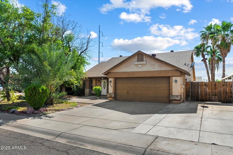 19002 12th Pl, Phoenix, AZ 85024
