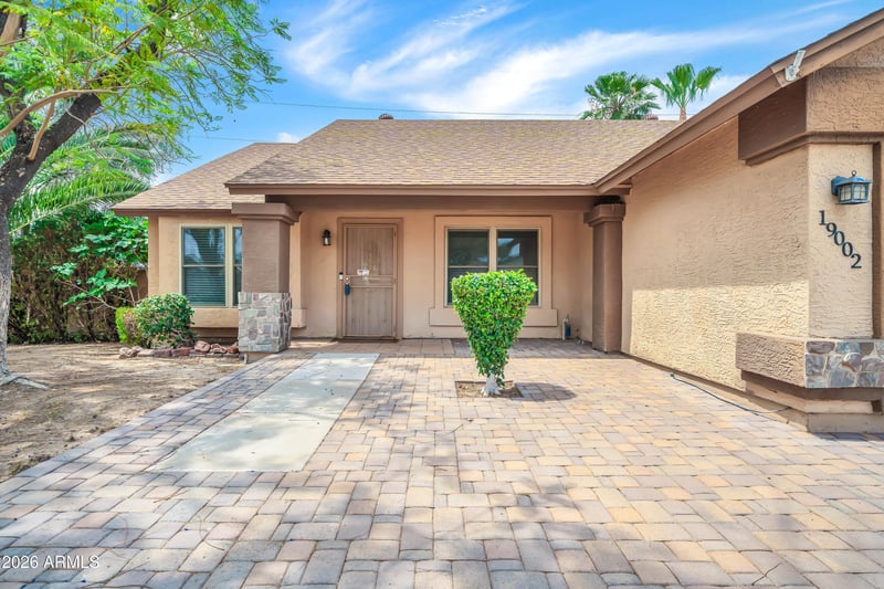19002 12th Pl, Phoenix, AZ 85024