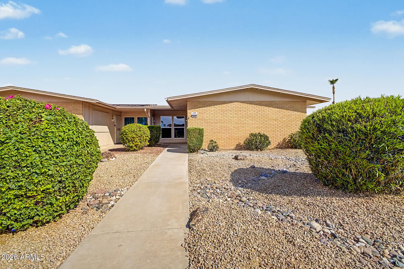 19003 134th Dr, Sun City West, AZ 85375