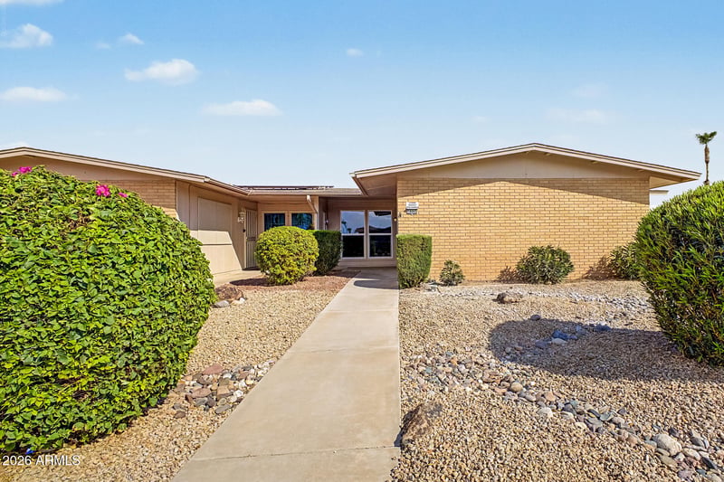 19003 134th Dr, Sun City West, AZ 85375